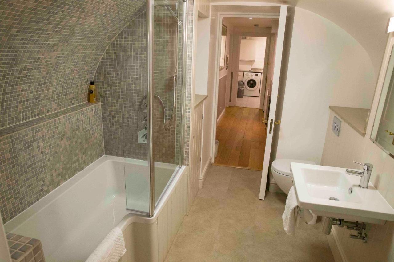 Bath Garden Apartment Exterior photo